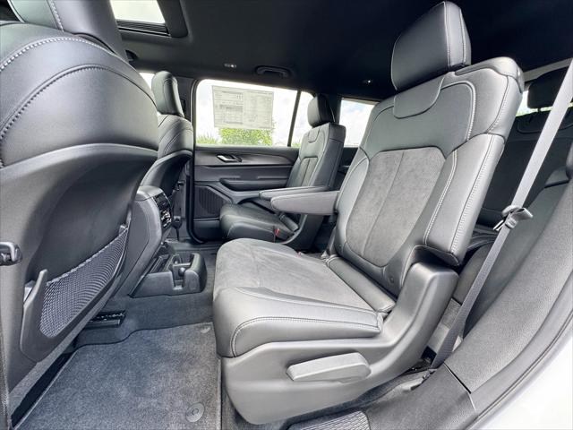 2025 Jeep Grand Cherokee Altitude X 4x4