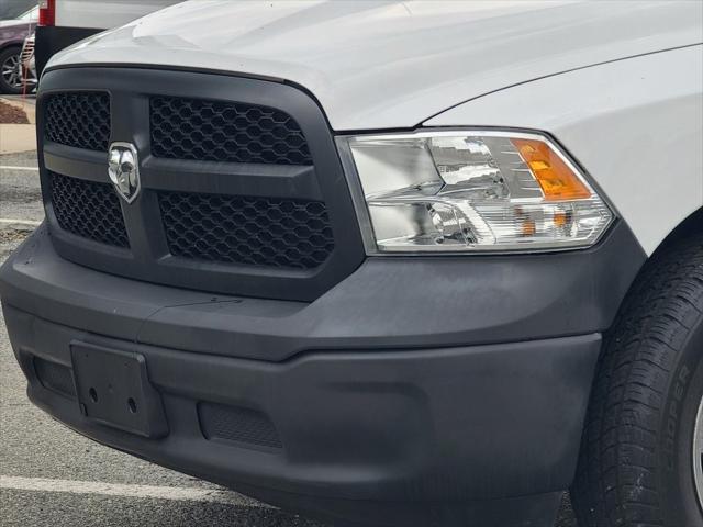 2022 RAM 1500 Classic Tradesman Crew Cab 4x4 57 Box