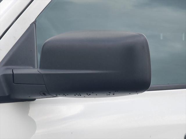 2022 RAM 1500 Classic Tradesman Crew Cab 4x4 57 Box