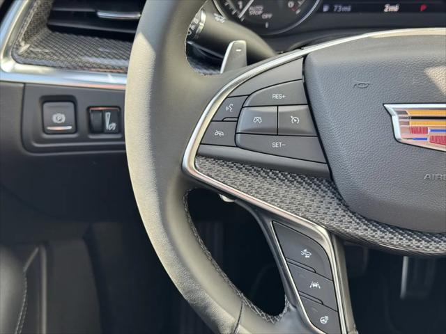 2025 Cadillac XT5 AWD Sport