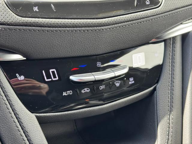 2025 Cadillac XT5 AWD Sport