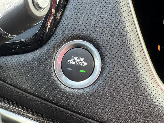 2025 Cadillac XT5 AWD Sport