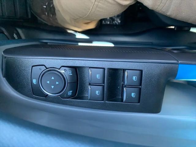 2025 Ford Maverick Lobo Standard