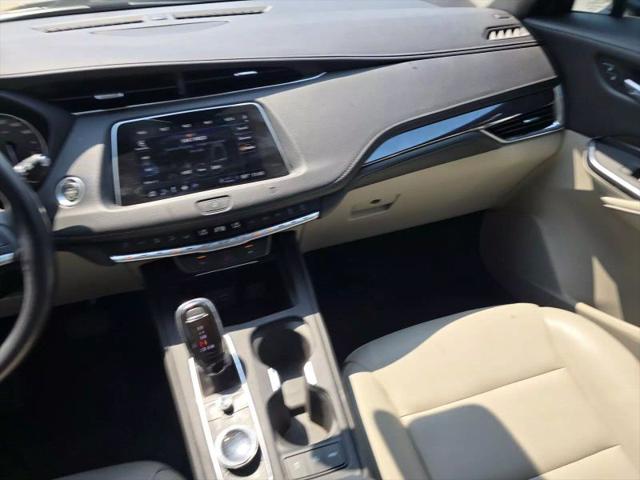 2021 Cadillac XT4 FWD Luxury