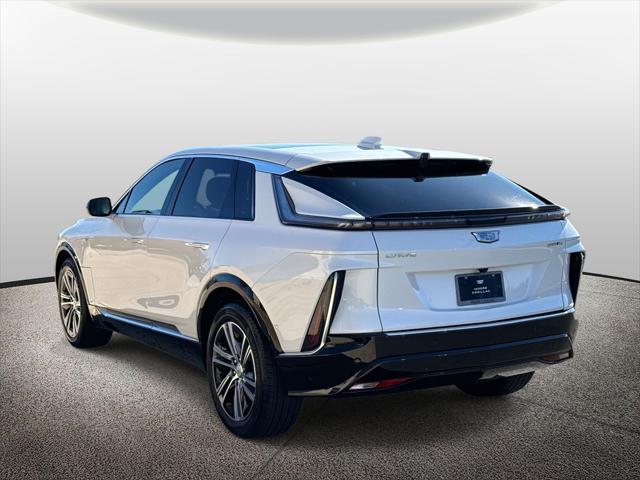 2025 Cadillac iQ Luxury w/1SC