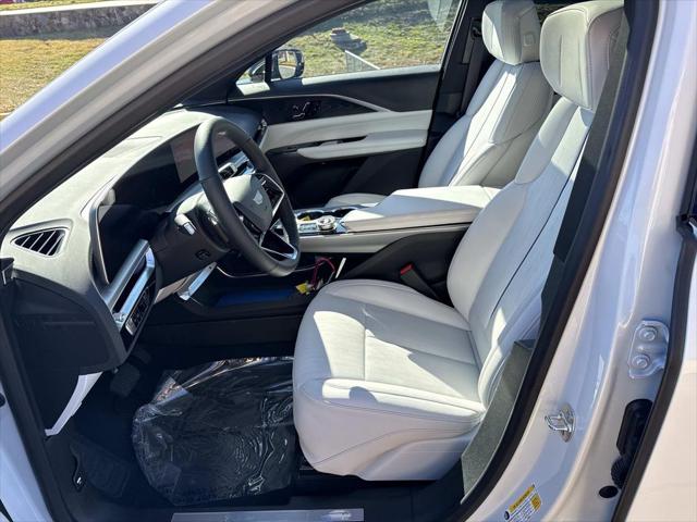 2025 Cadillac iQ Luxury w/1SC
