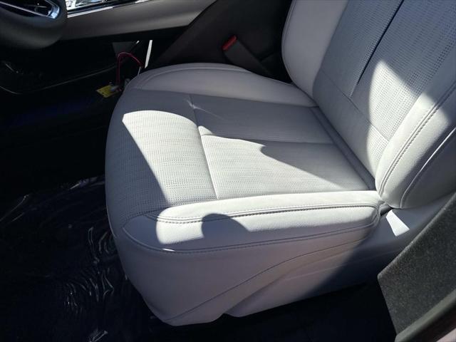 2025 Cadillac iQ Luxury w/1SC