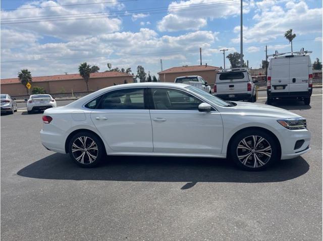 2022 Volkswagen Passat 2.0T SE