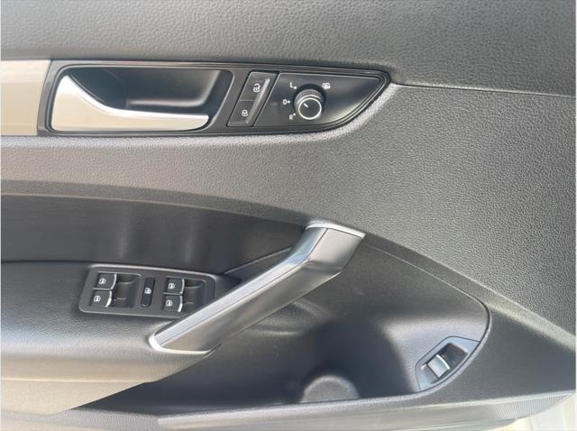 2022 Volkswagen Passat 2.0T SE
