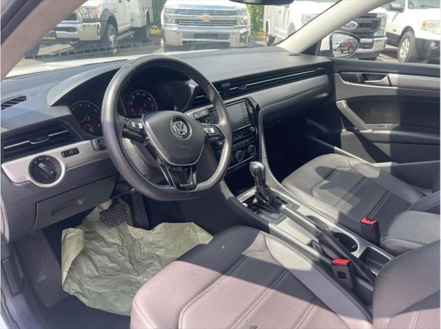 2022 Volkswagen Passat 2.0T SE