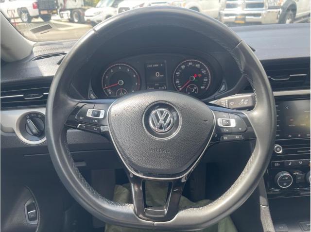 2022 Volkswagen Passat 2.0T SE
