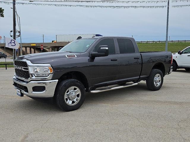 2023 RAM 2500 Tradesman Crew Cab 4x4 64 Box