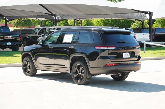 2025 Jeep Grand Cherokee GRAND CHEROKEE L ALTITUDE 4X4
