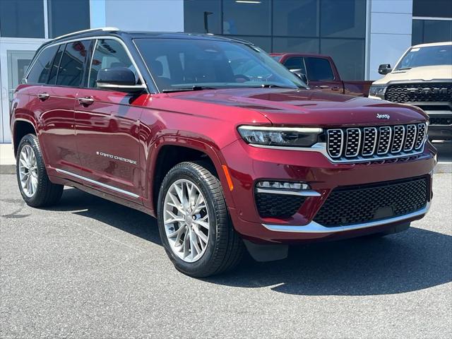 2022 Jeep Grand Cherokee Summit 4x2