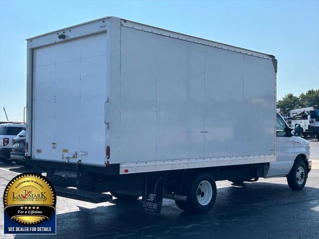 2022 Ford E-350 Cutaway E-350 DRW 158 WB