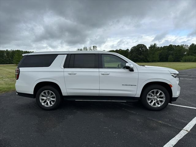 2023 Chevrolet Suburban 4WD Premier