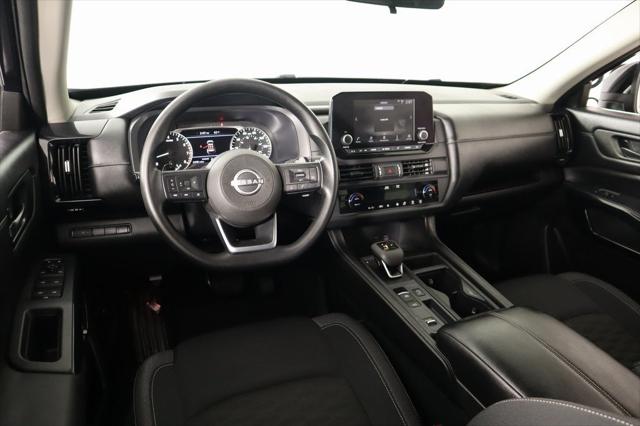 2024 Nissan Pathfinder S FWD