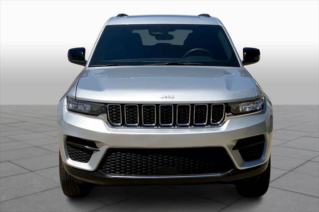 2024 Jeep Grand Cherokee Laredo X 4x4