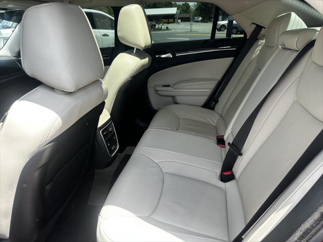 2023 Chrysler 300 Touring L