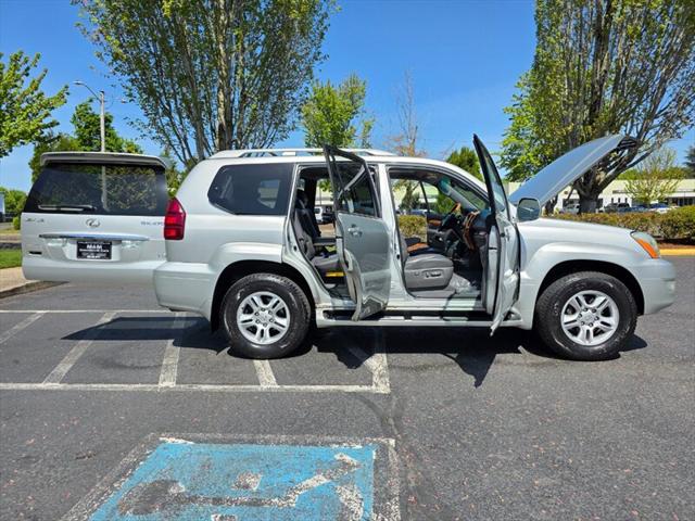 2005 Lexus GX 470 470 4X4 / V8 4.7L / 8-Passenger / Fully Loaded