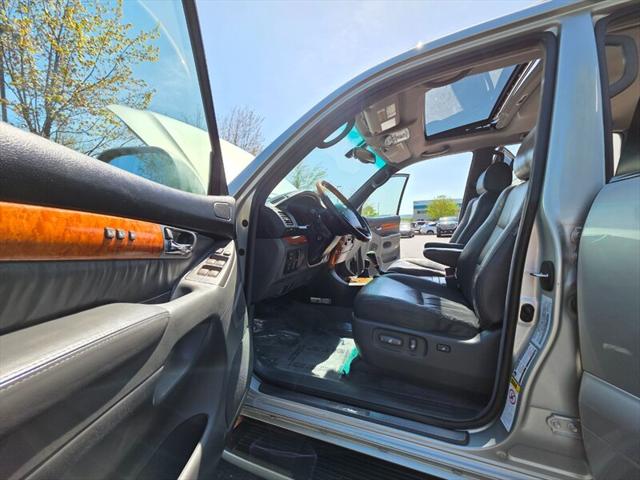 2005 Lexus GX 470 470 4X4 / V8 4.7L / 8-Passenger / Fully Loaded