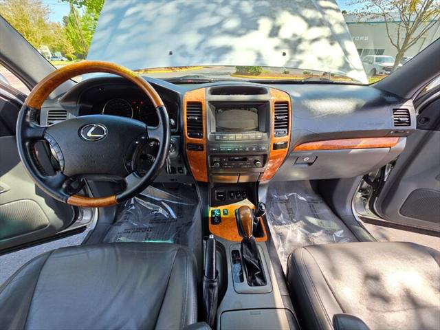 2005 Lexus GX 470 470 4X4 / V8 4.7L / 8-Passenger / Fully Loaded