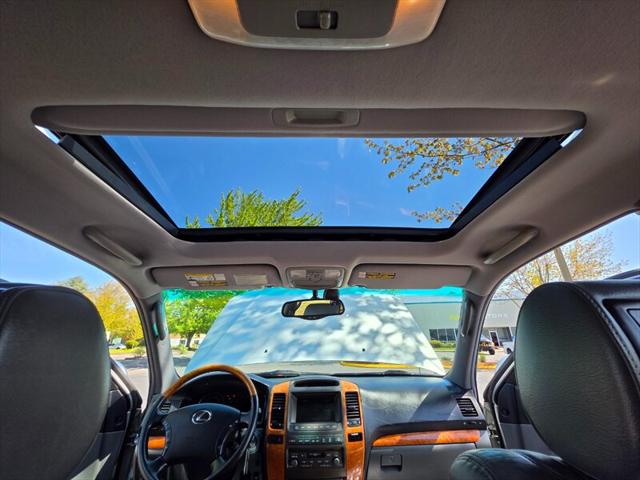 2005 Lexus GX 470 470 4X4 / V8 4.7L / 8-Passenger / Fully Loaded
