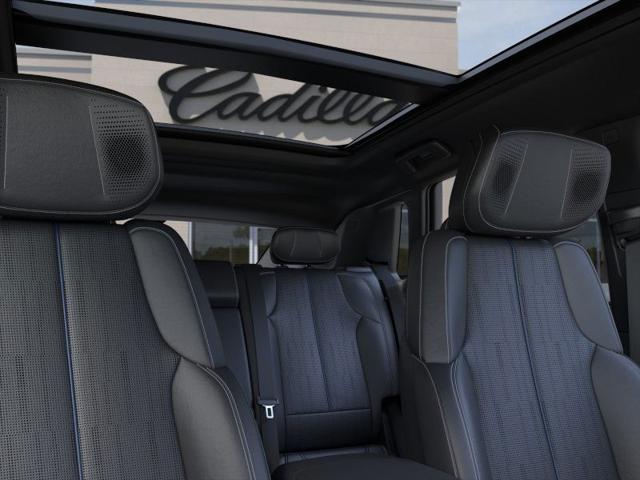 2025 Cadillac iQ Luxury w/1SD