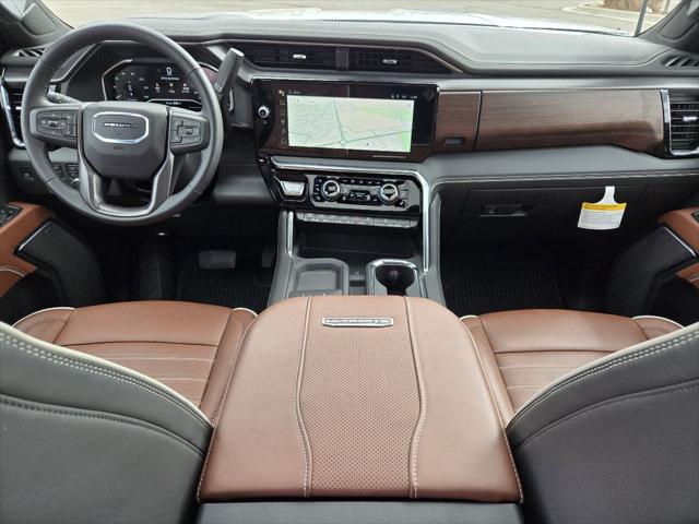 2025 GMC Sierra 2500HD 4WD Crew Cab Standard Bed Denali Ultimate