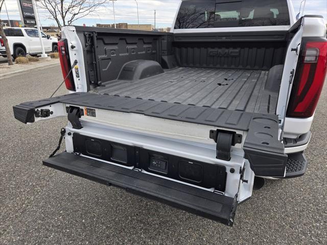 2025 GMC Sierra 2500HD 4WD Crew Cab Standard Bed Denali Ultimate