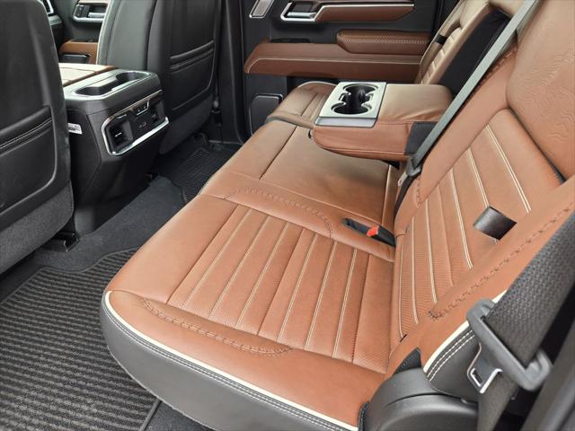 2025 GMC Sierra 2500HD 4WD Crew Cab Standard Bed Denali Ultimate