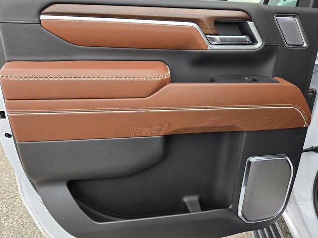 2025 GMC Sierra 2500HD 4WD Crew Cab Standard Bed Denali Ultimate