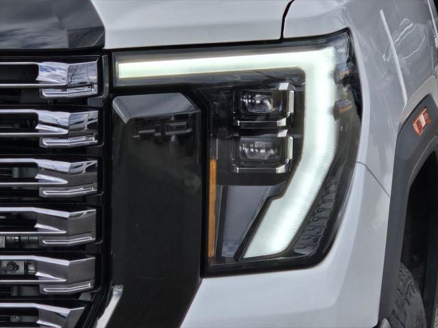 2025 GMC Sierra 2500HD 4WD Crew Cab Standard Bed Denali Ultimate