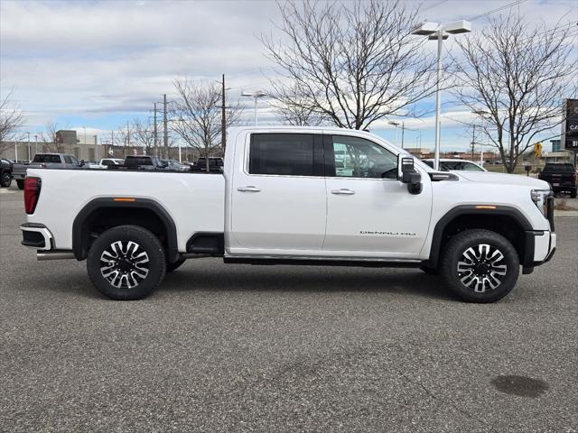 2025 GMC Sierra 2500HD 4WD Crew Cab Standard Bed Denali Ultimate