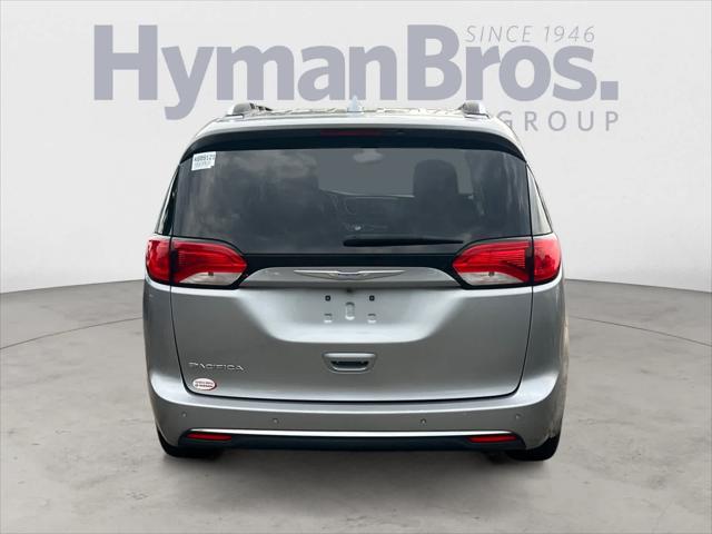 2018 Chrysler Pacifica Touring L
