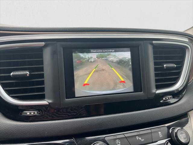 2018 Chrysler Pacifica Touring L