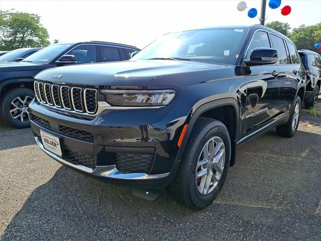 2025 Jeep Grand Cherokee GRAND CHEROKEE L LAREDO X 4X4