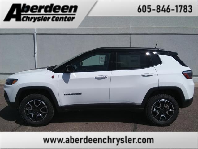 2025 Jeep Compass COMPASS TRAILHAWK 4X4