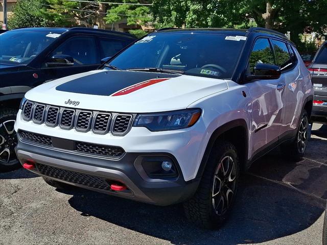 2025 Jeep Compass COMPASS TRAILHAWK 4X4