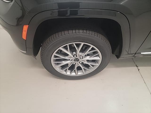 2025 Jeep Grand Cherokee GRAND CHEROKEE L SUMMIT 4X4