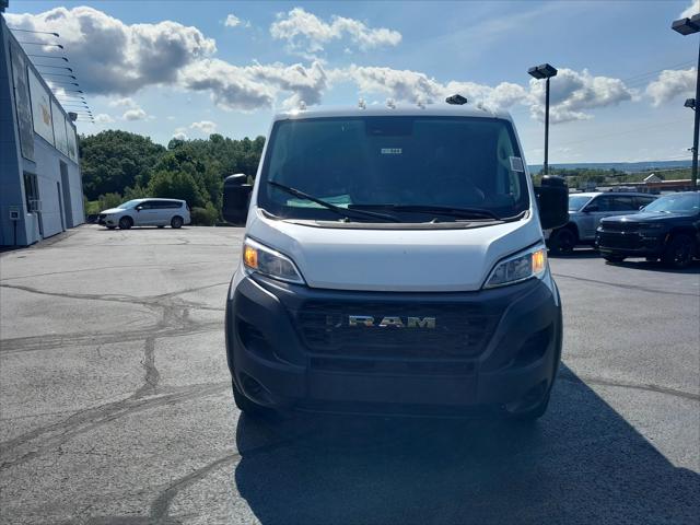 2025 RAM Ram ProMaster RAM PROMASTER 1500 TRADESMAN CARGO VAN LOW ROOF 136 WB