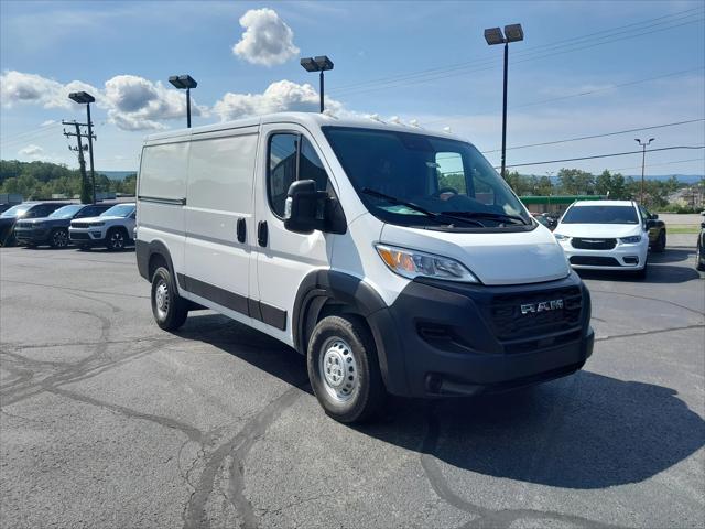 2025 RAM Ram ProMaster RAM PROMASTER 1500 TRADESMAN CARGO VAN LOW ROOF 136 WB