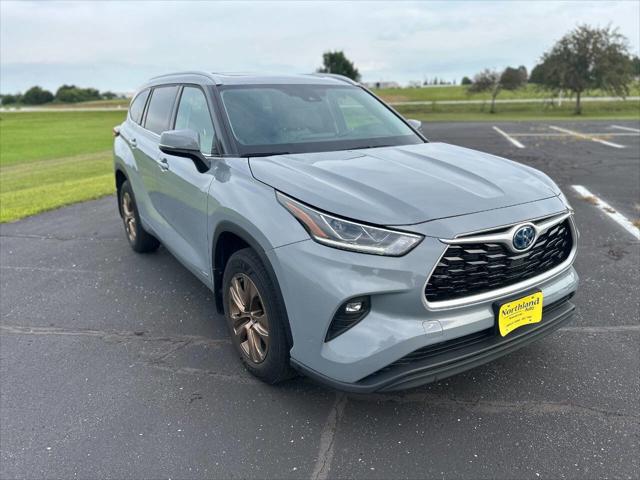 2022 Toyota Highlander Hybrid XLE Bronze Edition