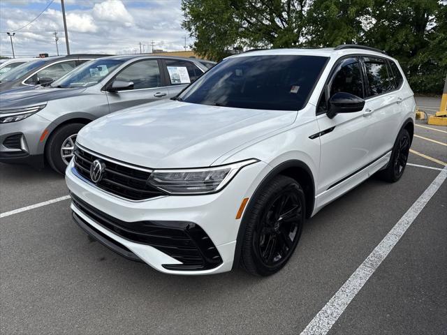 2023 Volkswagen Tiguan 2.0T SE R-Line Black