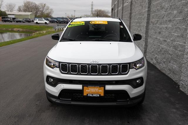 2024 Jeep Compass Latitude Lux FWD