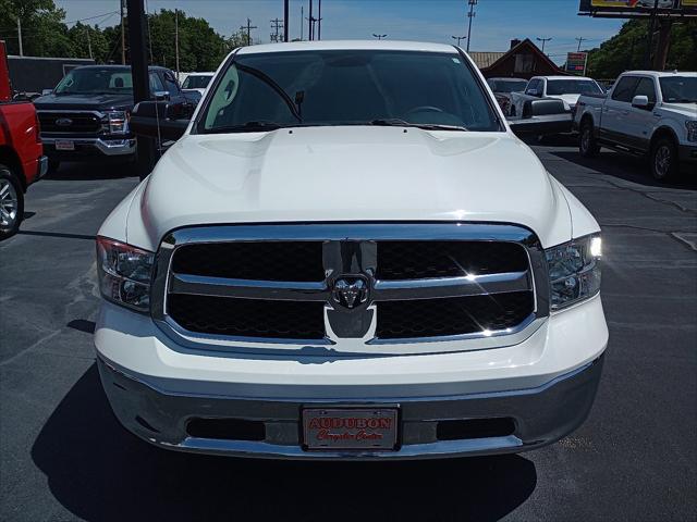 2022 RAM 1500 Classic SLT Crew Cab 4x2 57 Box