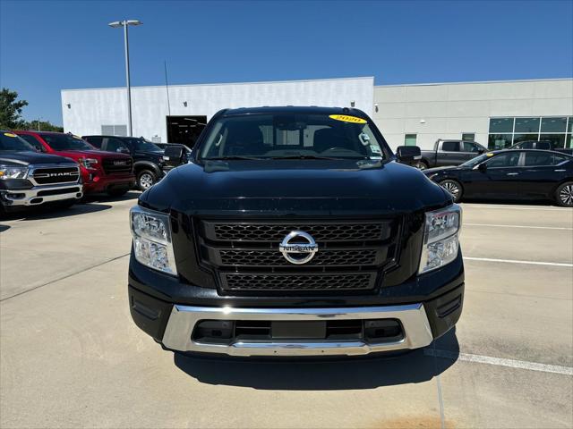 2020 Nissan TITAN Crew Cab SV 4x2