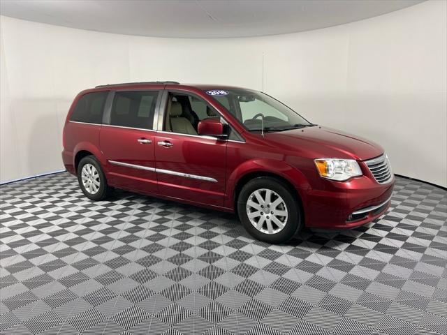 2016 Chrysler Town and Country Touring
