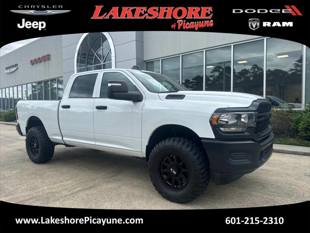2024 RAM 2500 Tradesman Crew Cab 4x4 64 Box