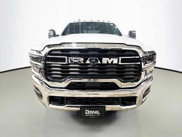2025 RAM Ram 2500 RAM 2500 TRADESMAN CREW CAB 4X4 64 BOX